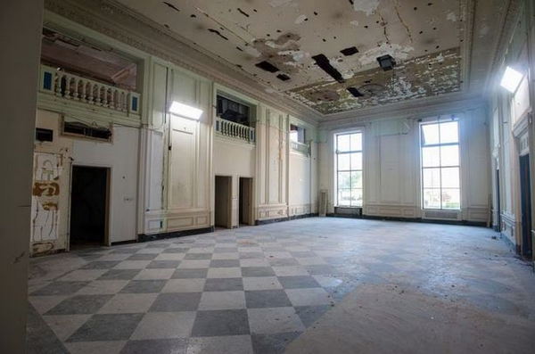 Hotel Hayes - Mlive Jacob Hamilton Photo (newer photo)